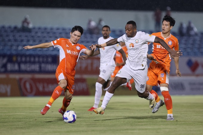 Da Nang expects foreign referee to run the 'survival' match with HAGL